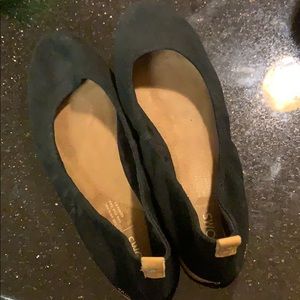 Toms suede ballet flats